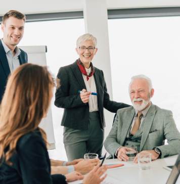 CUM TRANSFORMI DIFERENȚELE DE VÂRSTĂ ÎNTR-UN AVANTAJ COMPETITIV